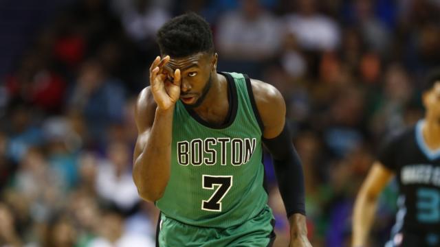 利物浦决定萨拉赫短期缺席比赛，斯洛特获管理层支持（利物浦确认萨拉赫将短期缺阵，斯洛特获高层力挺）